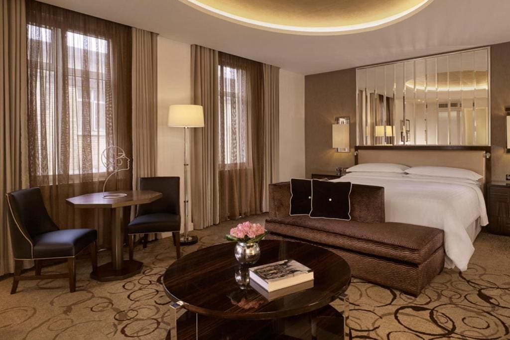 Art Deco King Suite - Club Lounge Access room - Image 2