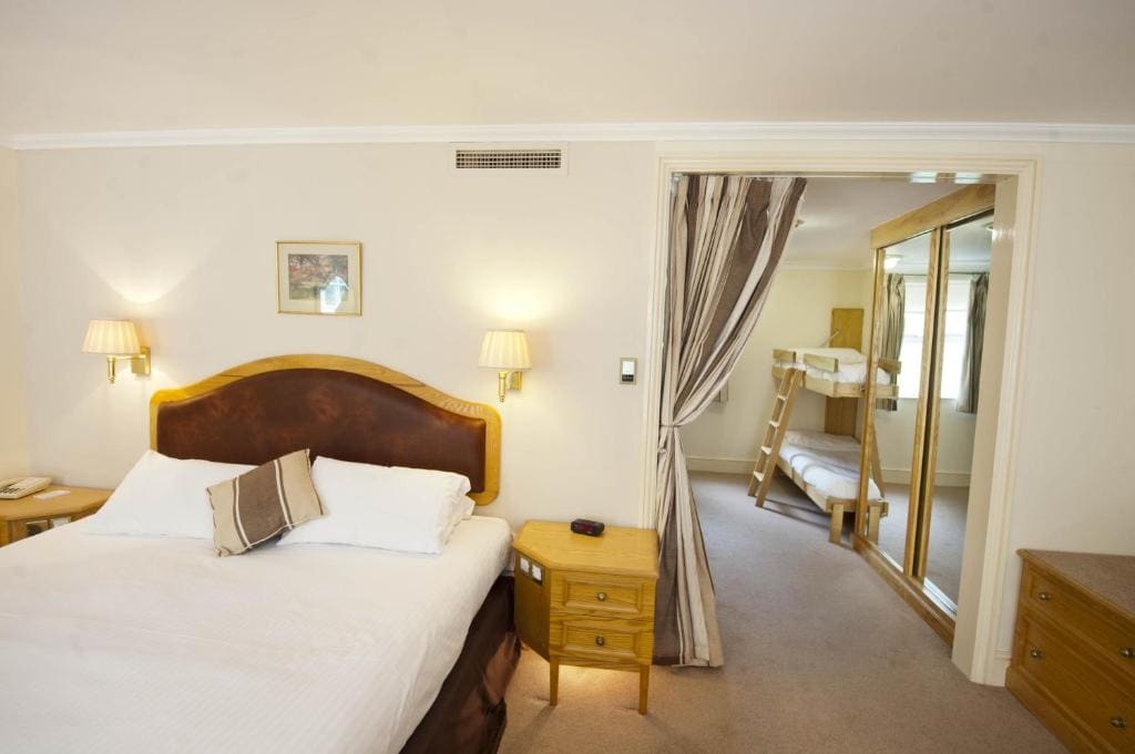 Superior Family Room (2 Adults + 2 Children) room - Image 1