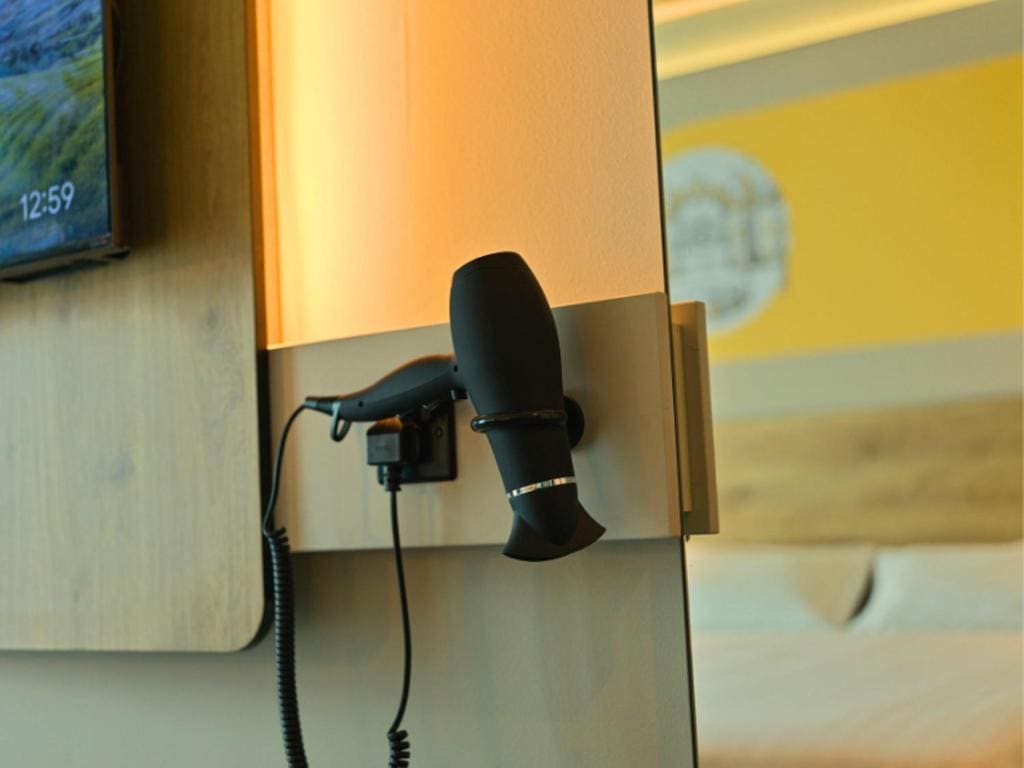 Standard Triple Room room - Image 1