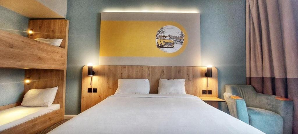 Standard Triple Room room - Image 3
