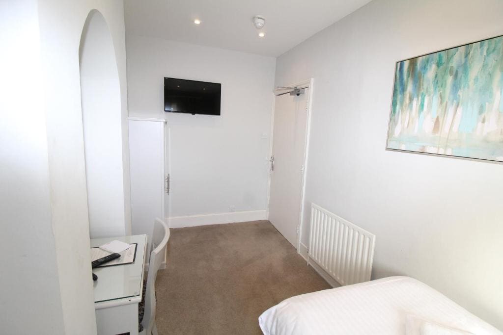 Standard Single Room room - Image 2