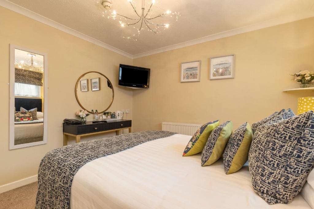 Standard Double Room room - Image 2