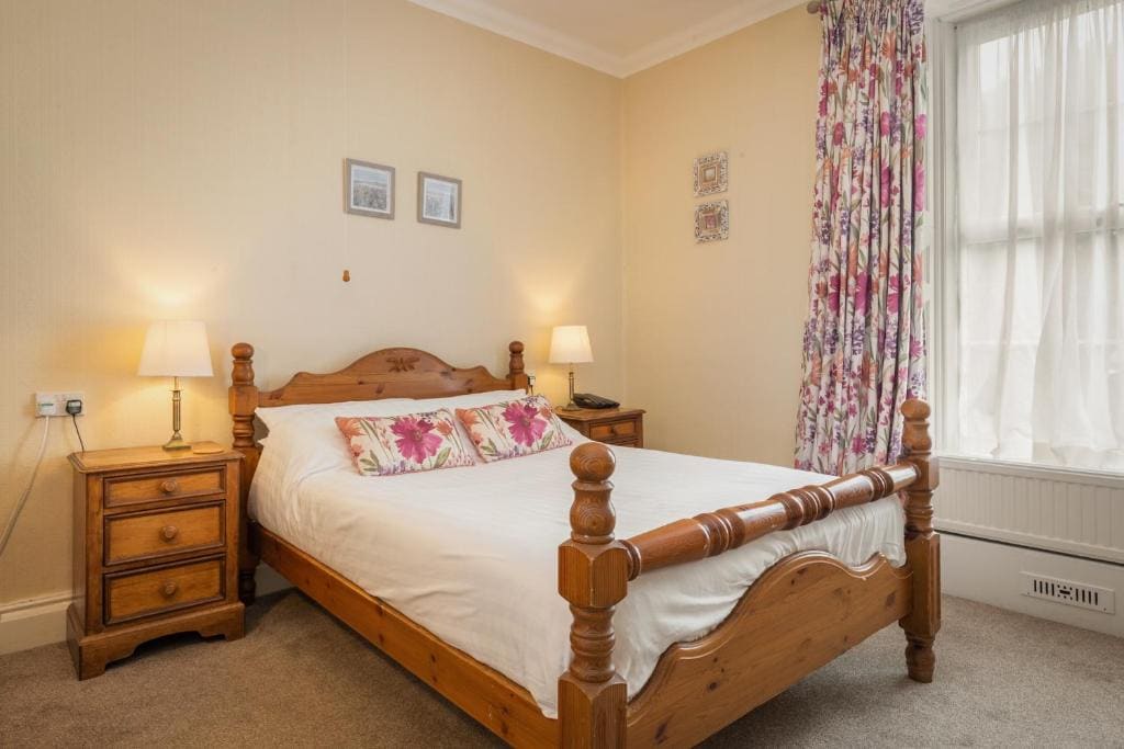 Standard Double Room room - Image 3
