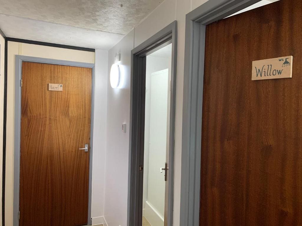 Willow (Non-Dog friendly) room - Image 1
