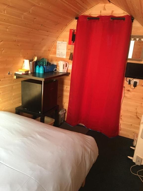 Hazel (Dog friendly) room - Image 1