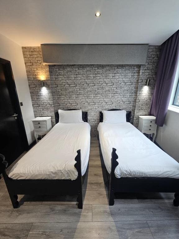 Twin Room room - Image 2