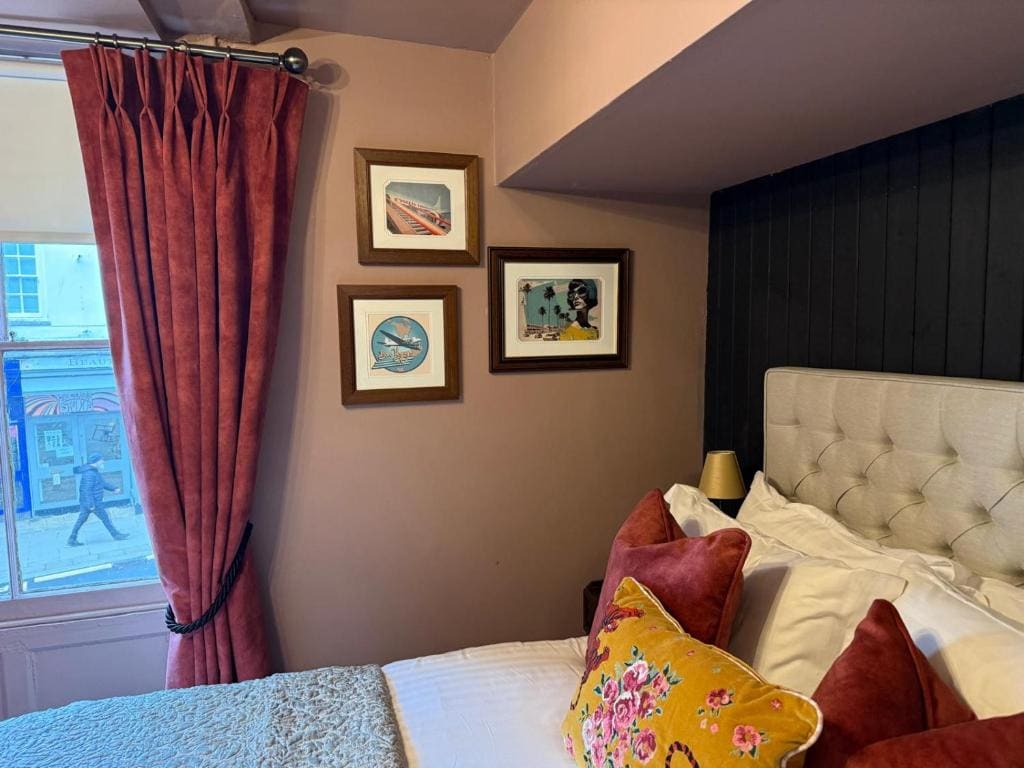 Deluxe Double Room room - Image 2
