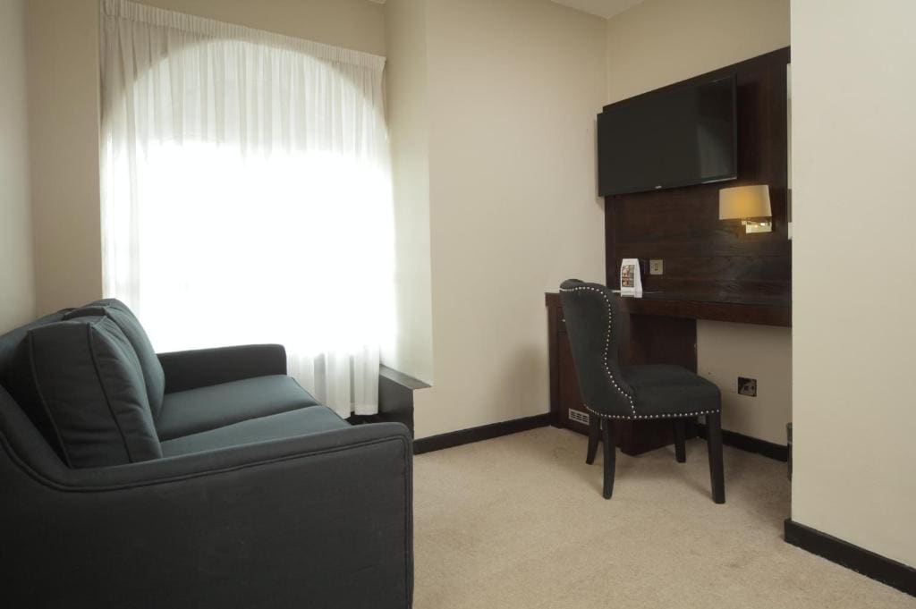 Superior Double Room room - Image 3
