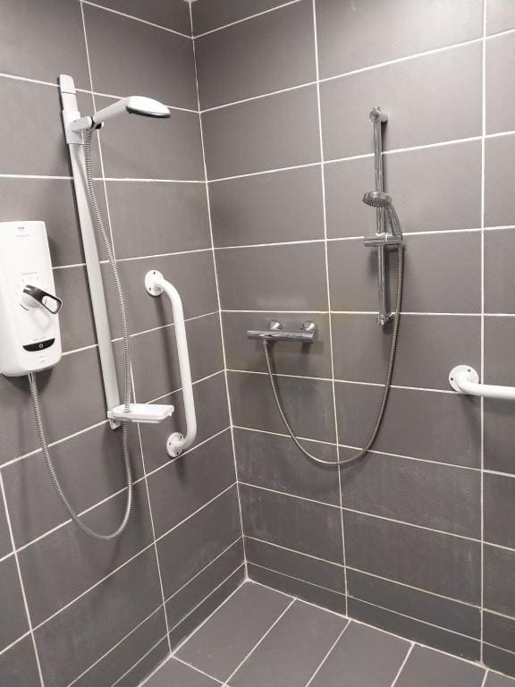 Double Room - Disability Access room - Image 3