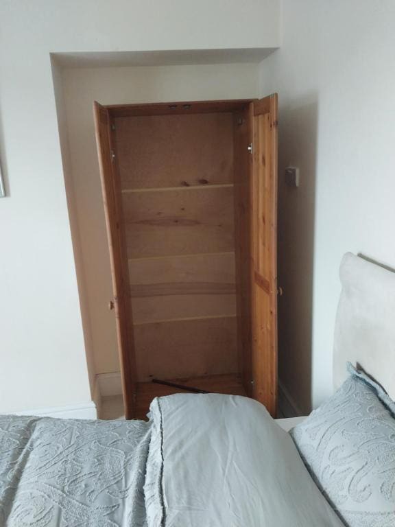 Double Room with Private Bathroom room - Image 2