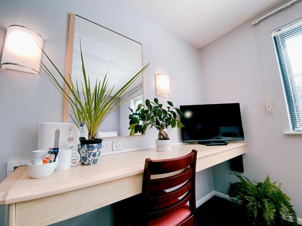 Family Room - Disability Access room - Image 3