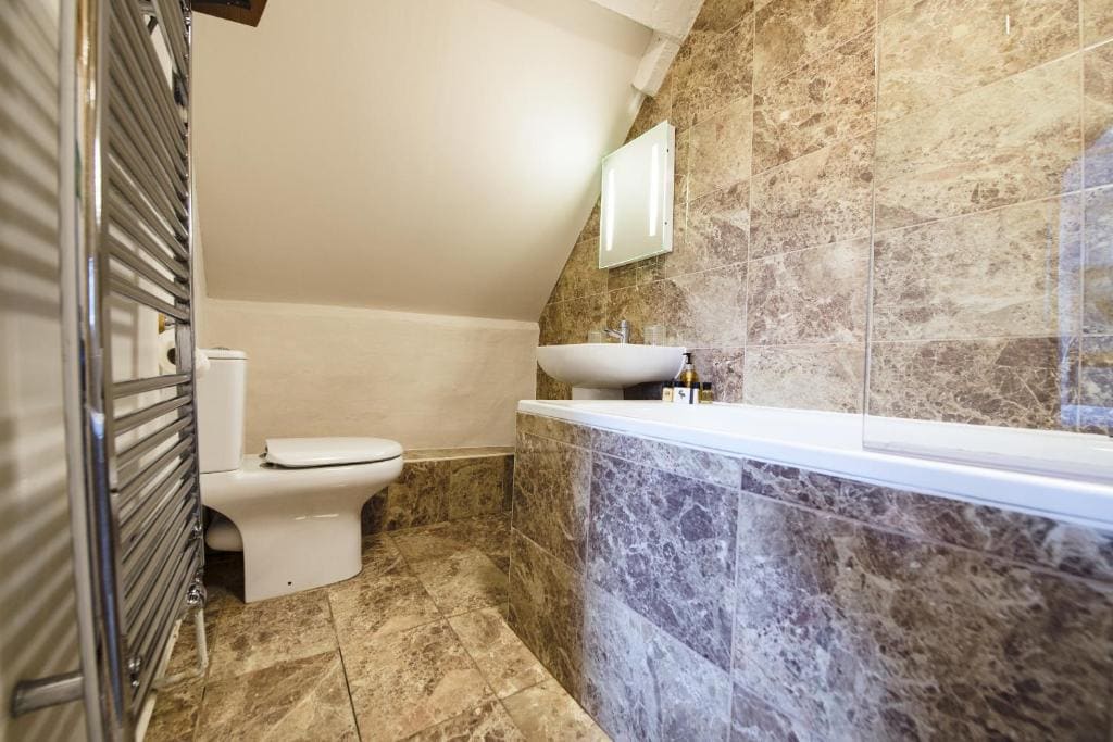 One-Bedroom Suite room - Image 1