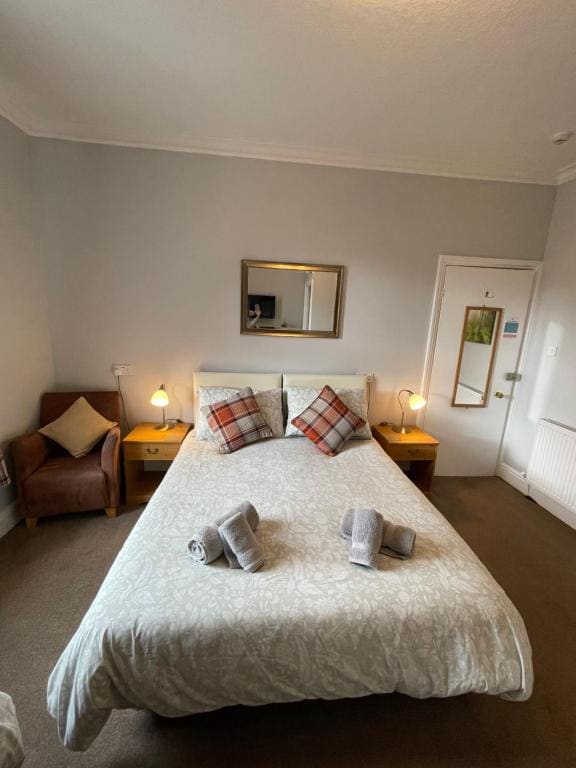 Family Room room - Image 1