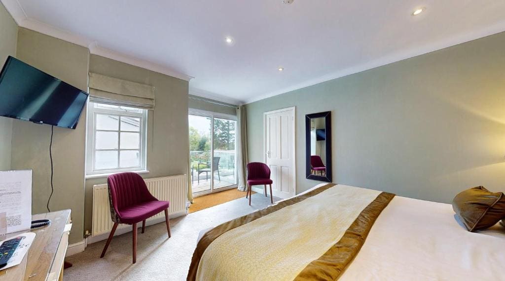 Superior Double or Twin Room with Garden View room - Image 2