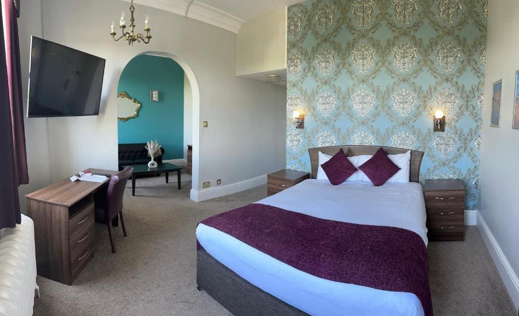 Deluxe Suite room - Image 1