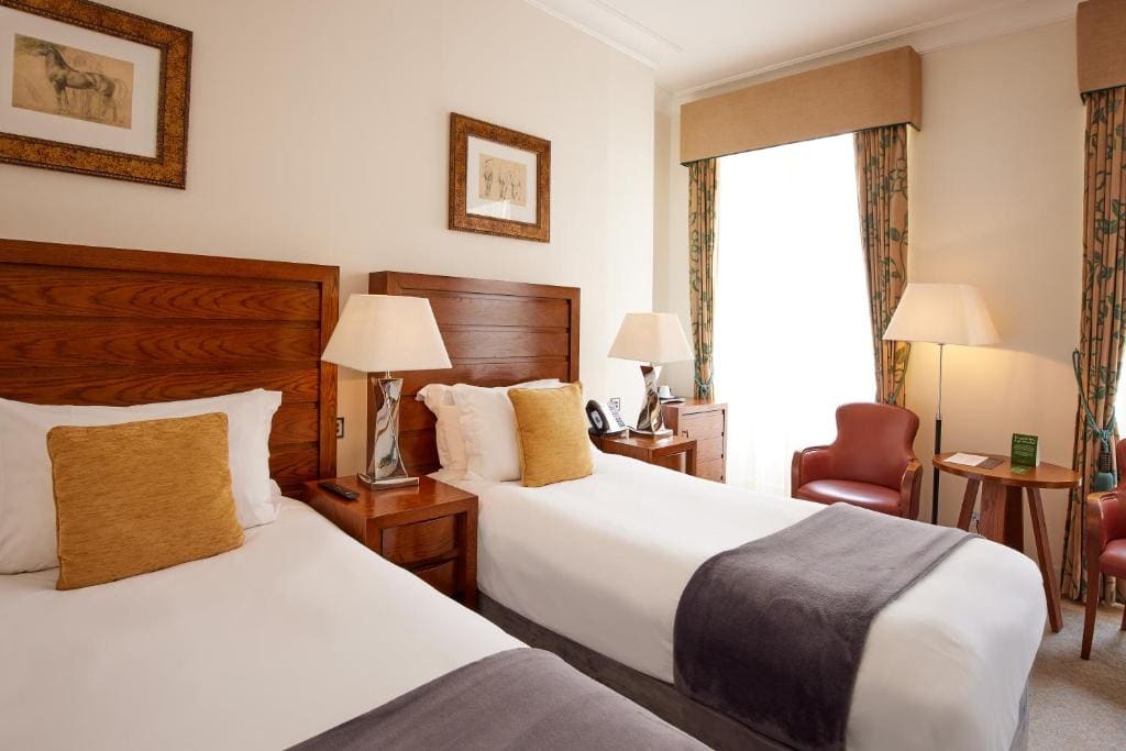 Standard Twin Room room - Image 1