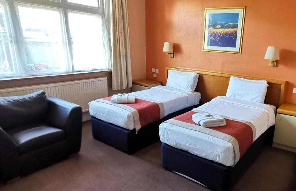 Twin Room room - Image 2