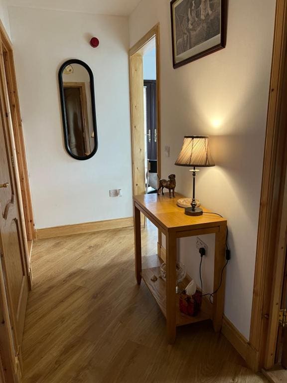Apartment - Ground Floor room - Image 2