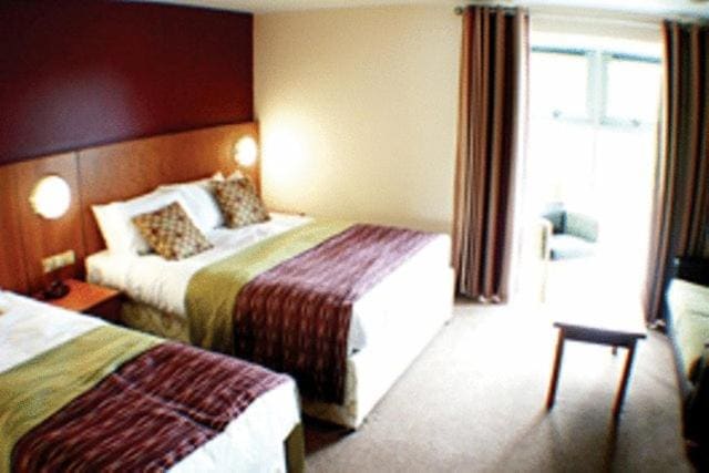 Standard Family Room room - Image 1