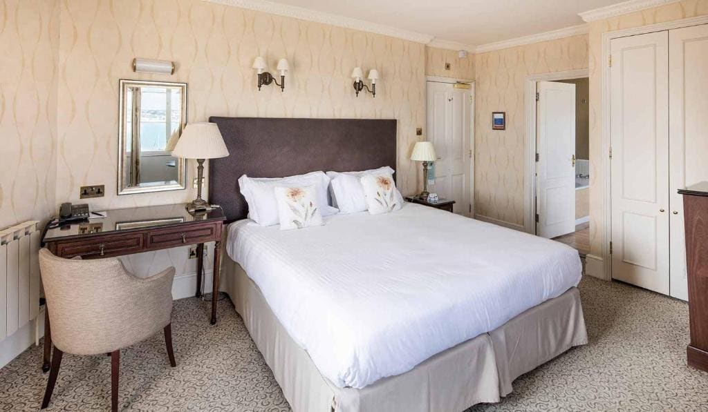 Superior Double or Twin Room with Sea View room - Image 1