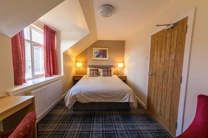 Superior Double or Twin Room room - Image 1