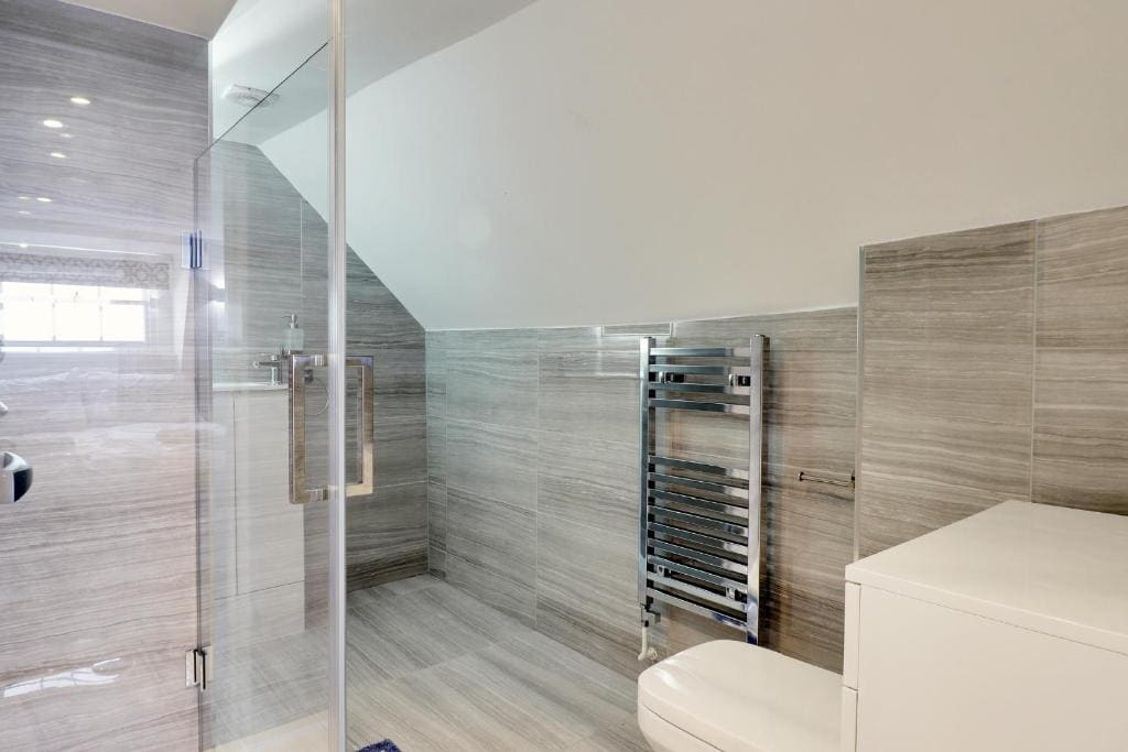 Double Room with Private Bathroom room - Image 1