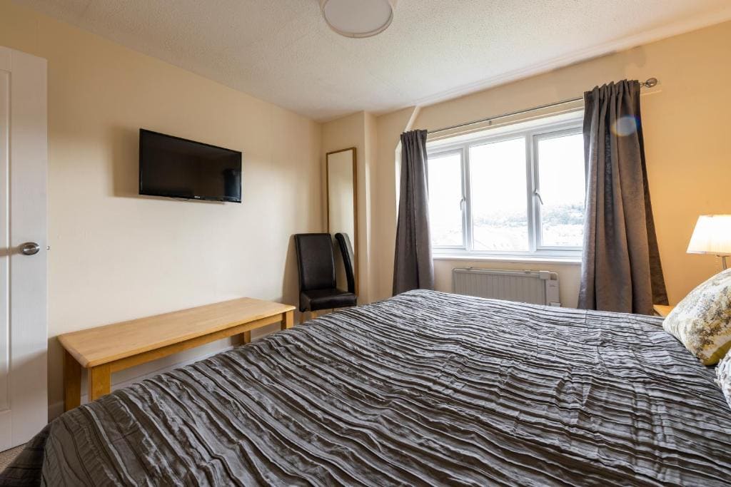 Room 12 room - Image 1