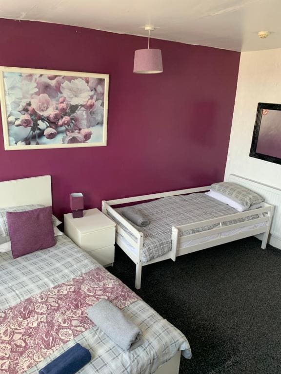 Standard Triple Room with Sea View room - Image 3