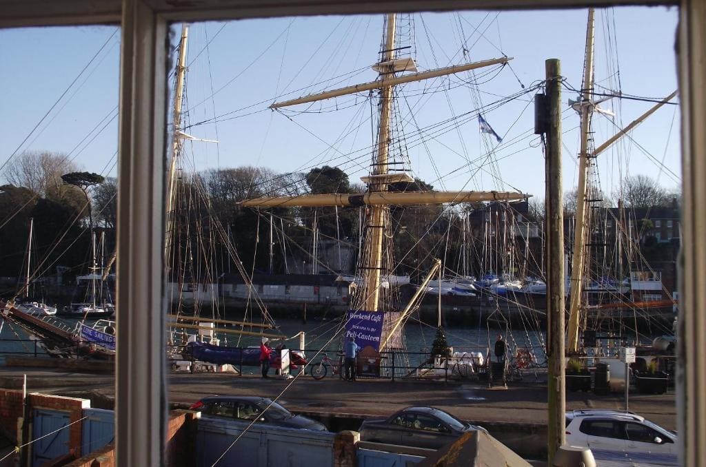 Double or Twin Room with Harbour View room - Image 2