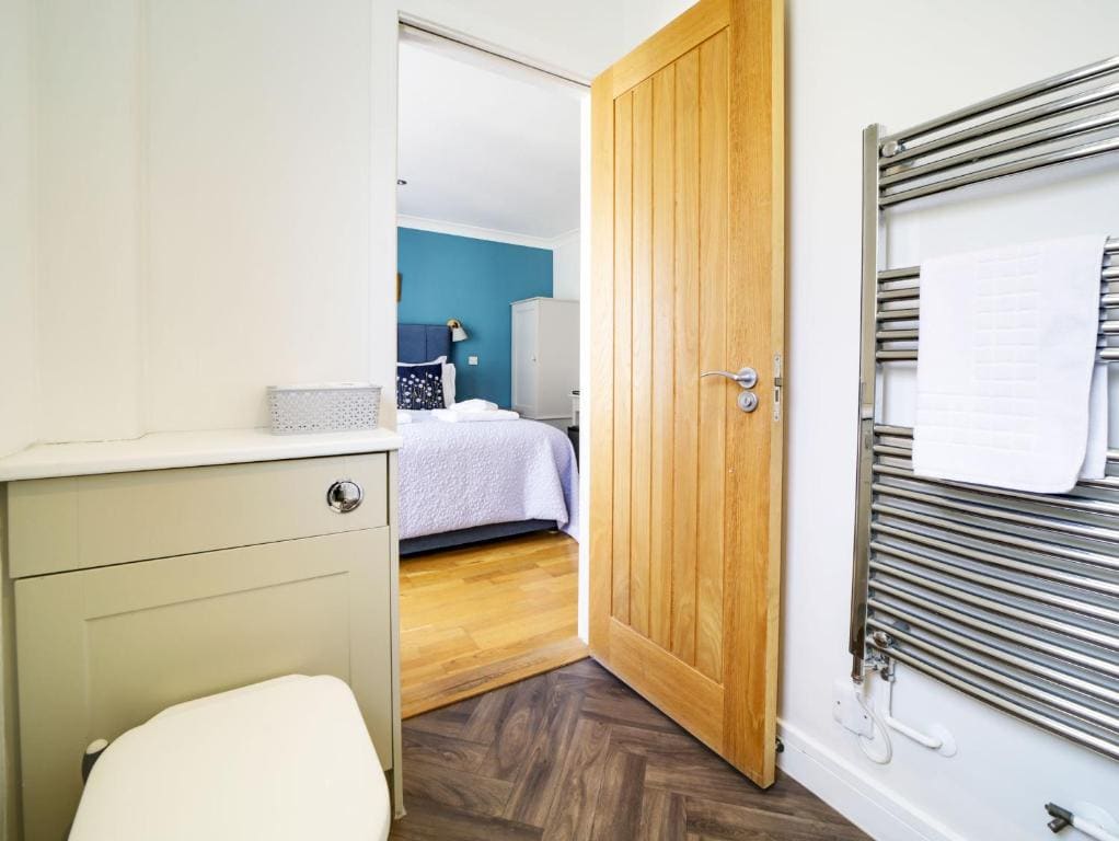 Double Room with Private Bathroom room - Image 1