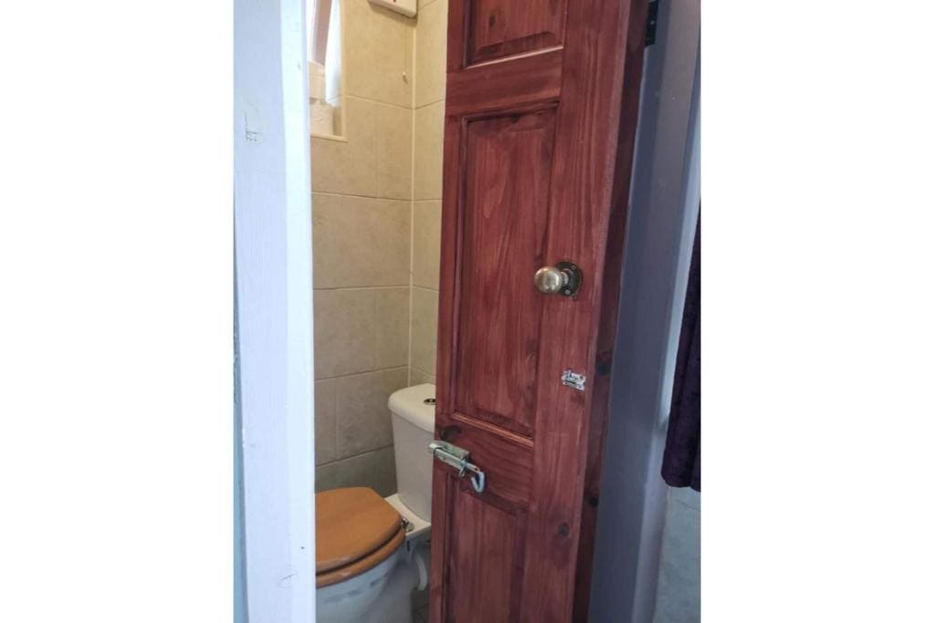Standard Triple Room room - Image 2