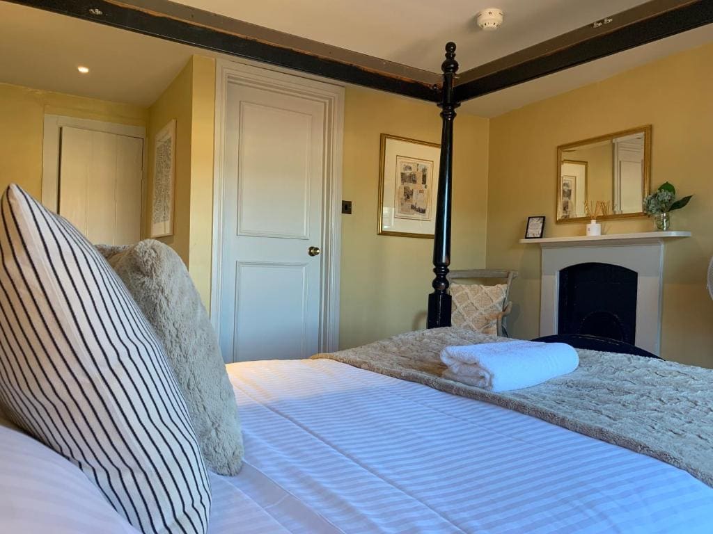 Superior King Room room - Image 3