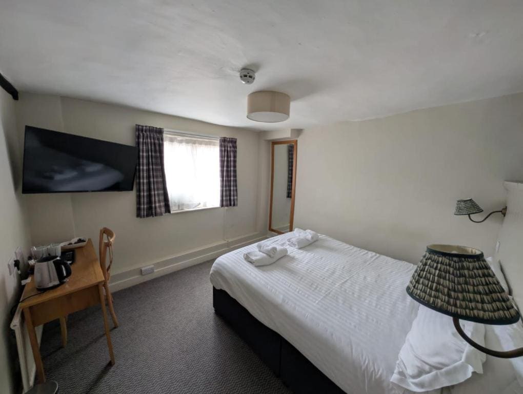 Double Room with Private Bathroom room - Image 2