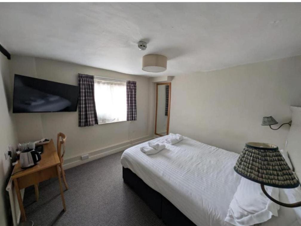 Double Room with Private Bathroom room - Image 1