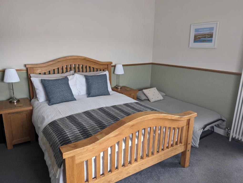 Deluxe King Room room - Image 2