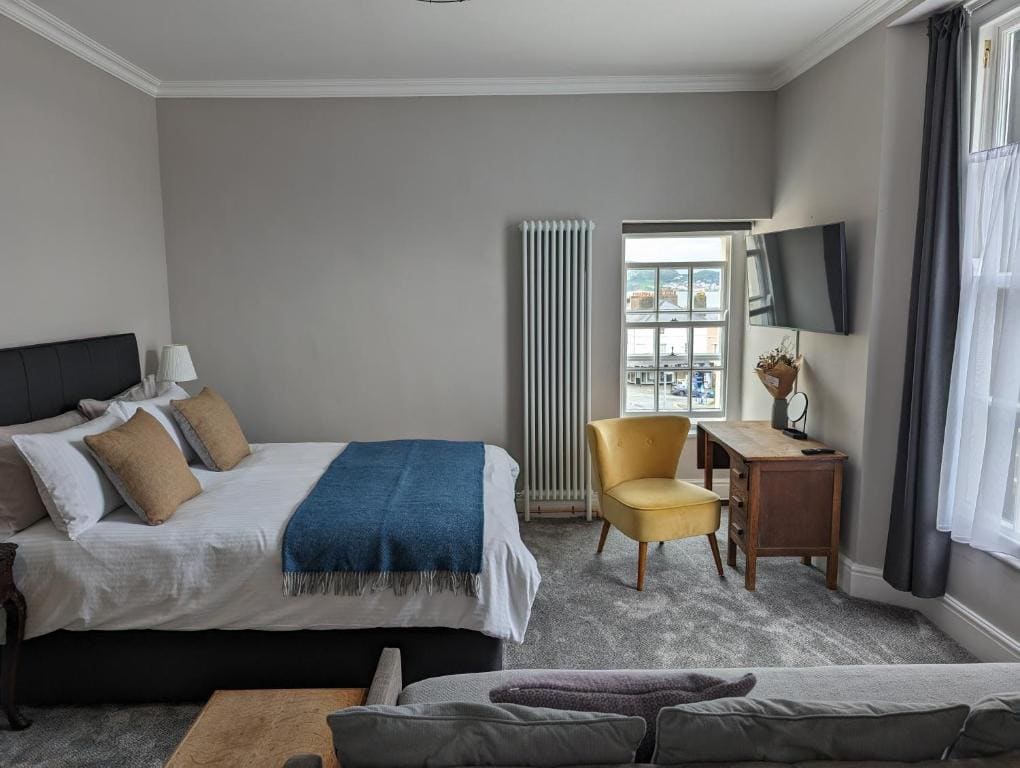 Superior King Room room - Image 2