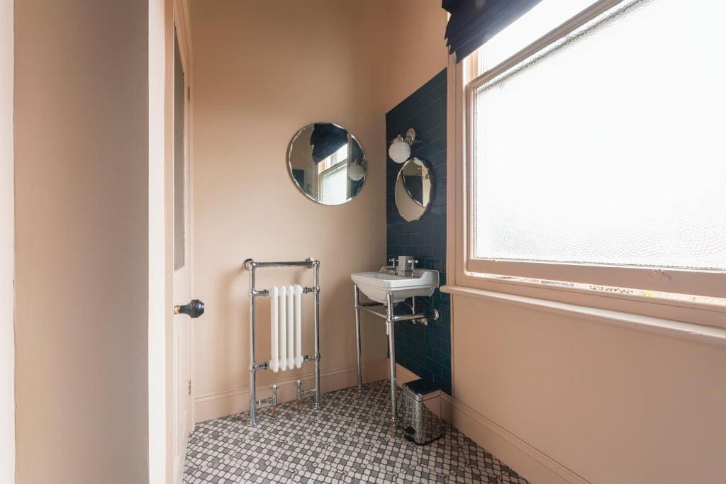 Twin Room room - Image 2
