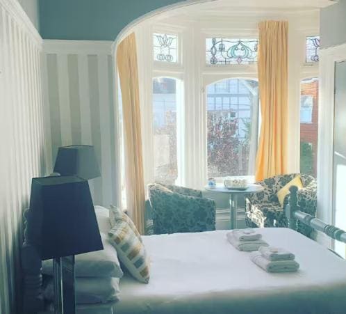 Triple Room with View room - Image 1