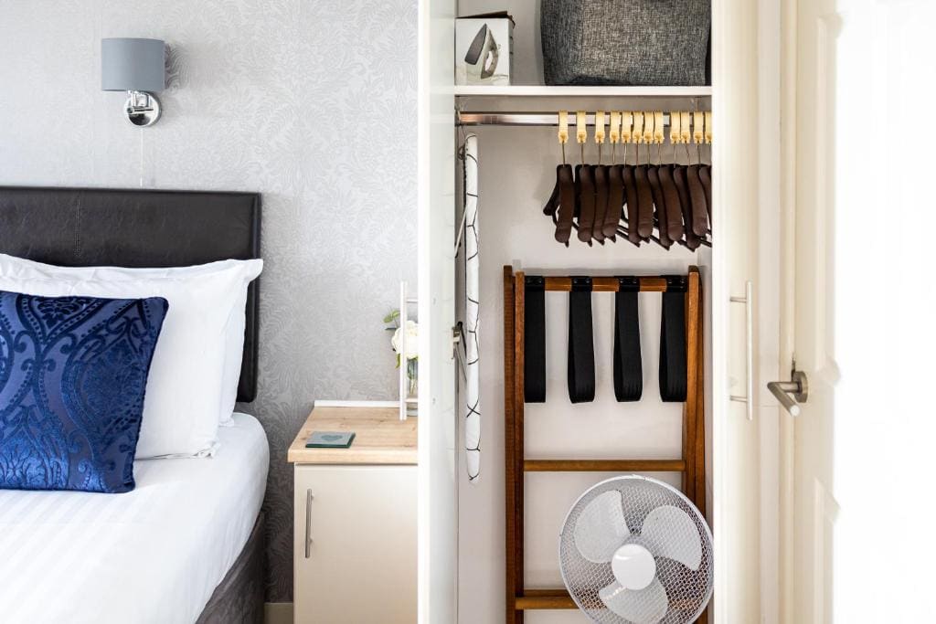 Double Room with Sea View room - Image 1