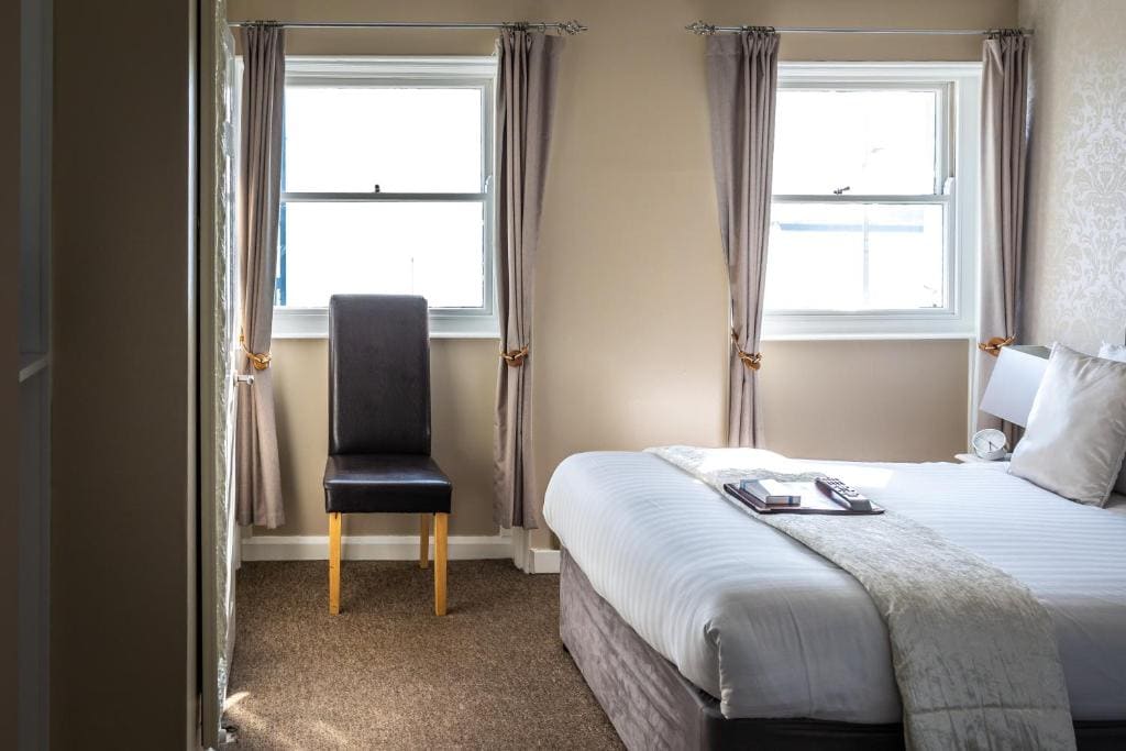 Family Room with Sea View room - Image 2
