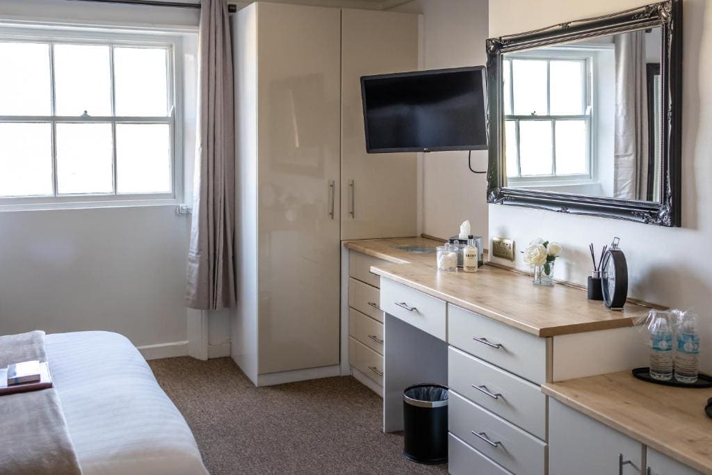 Triple Room with Garden View room - Image 3