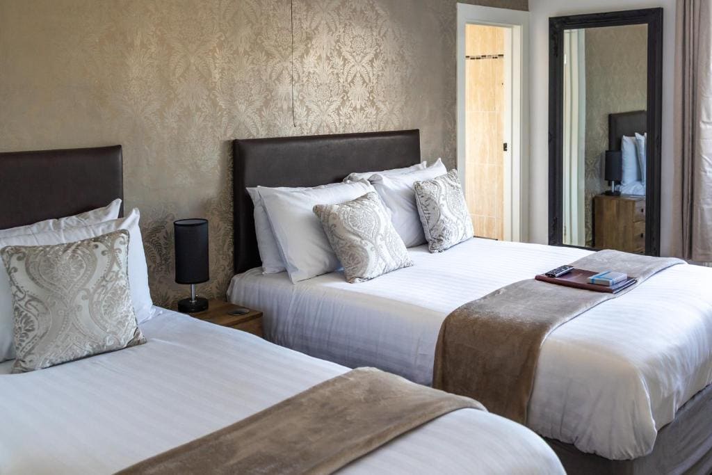 Triple Room with Garden View room - Image 2