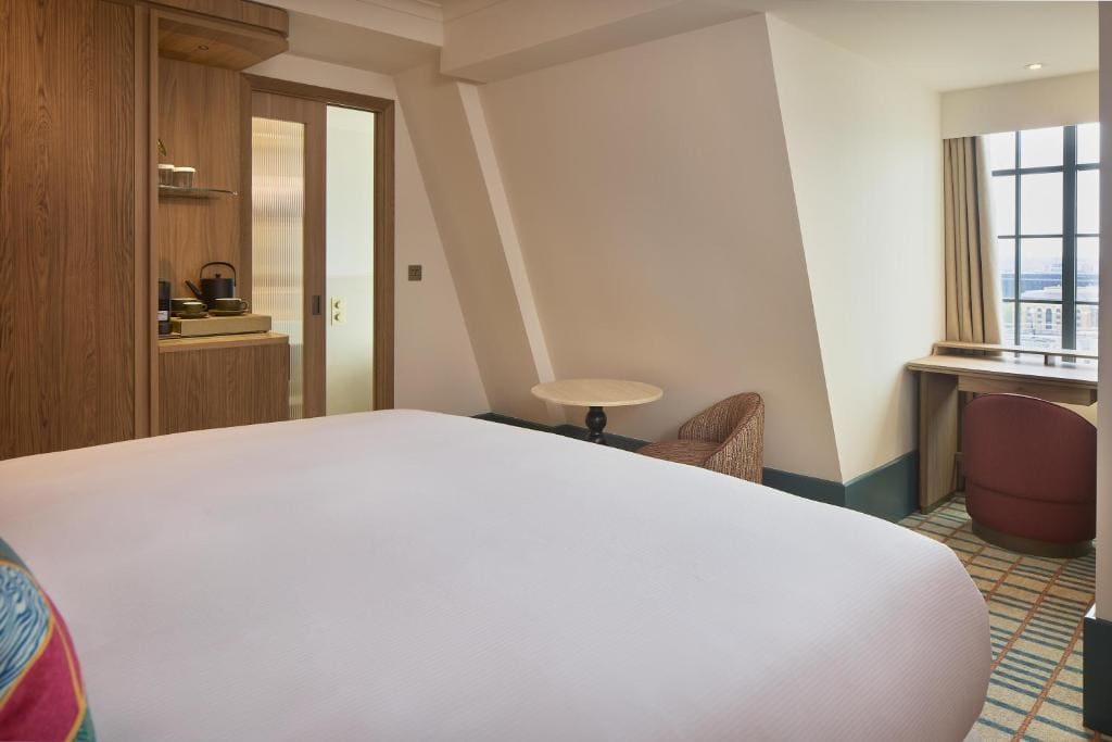 King Room with View room - Image 1