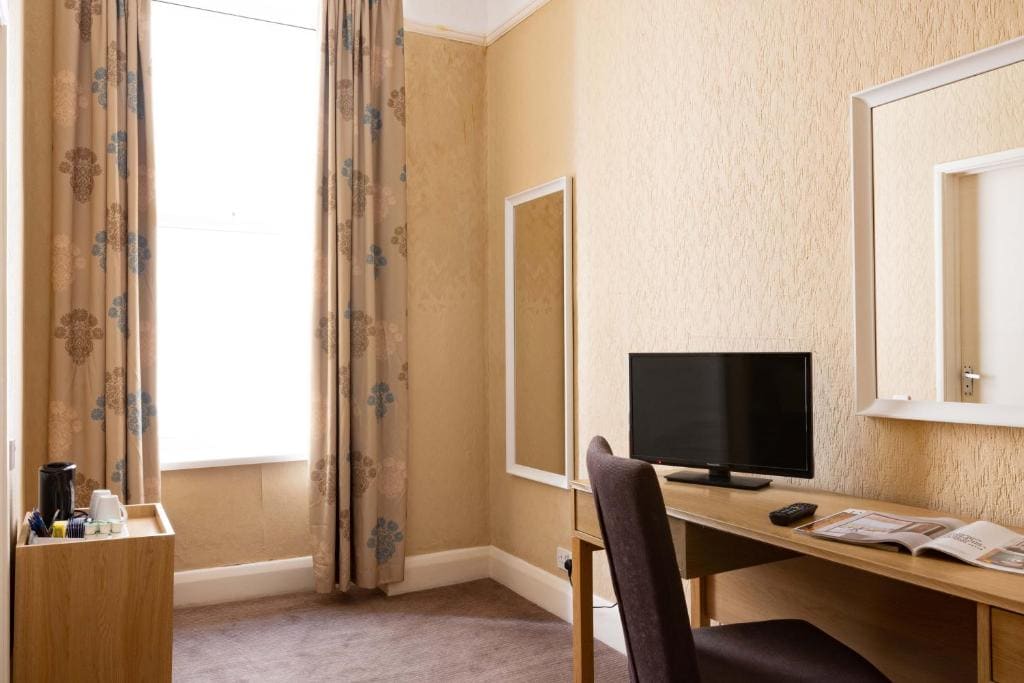 Twin Room room - Image 2