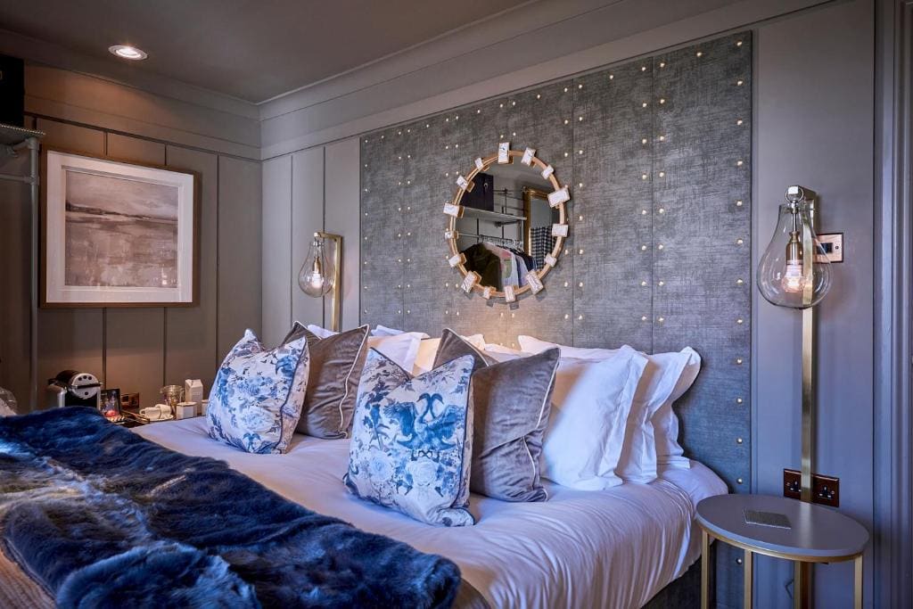 Three-Bedroom Suite room - Image 2