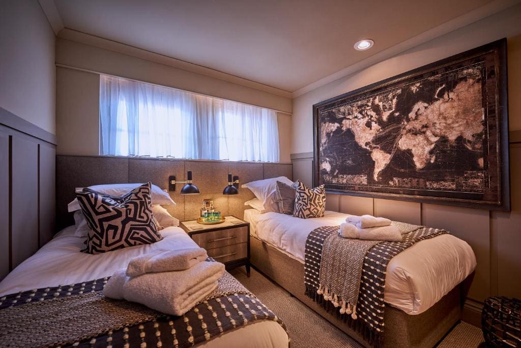 Three-Bedroom Suite room - Image 1