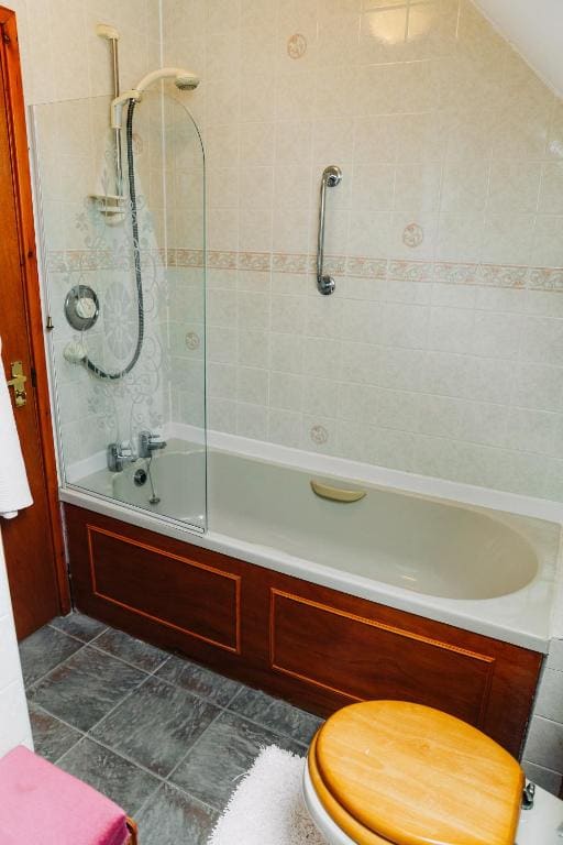 Standard Twin Room room - Image 1