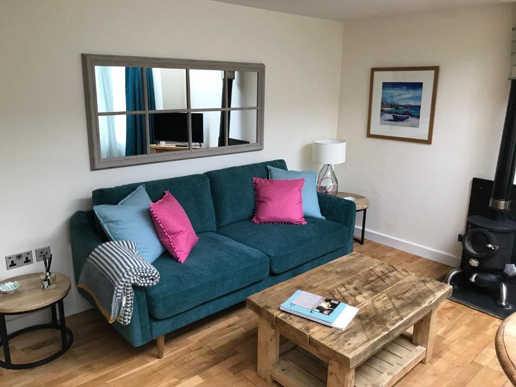 Poolside Suite room - Image 1