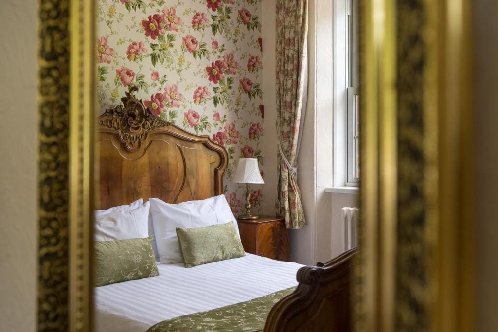 Small Double Room room - Image 1