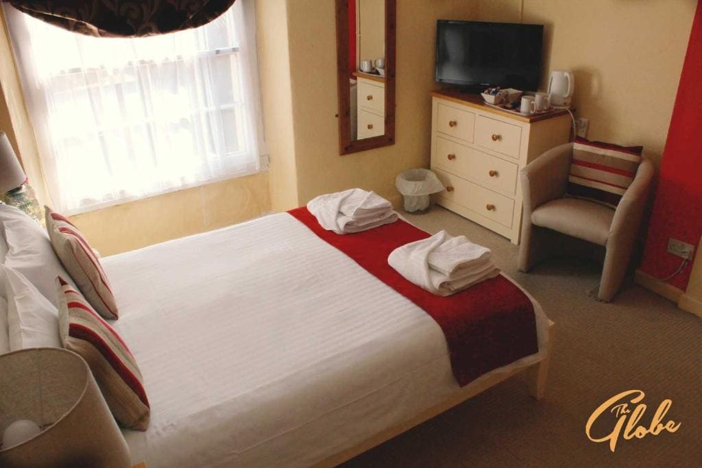 Double Room with Private Bathroom room - Image 1